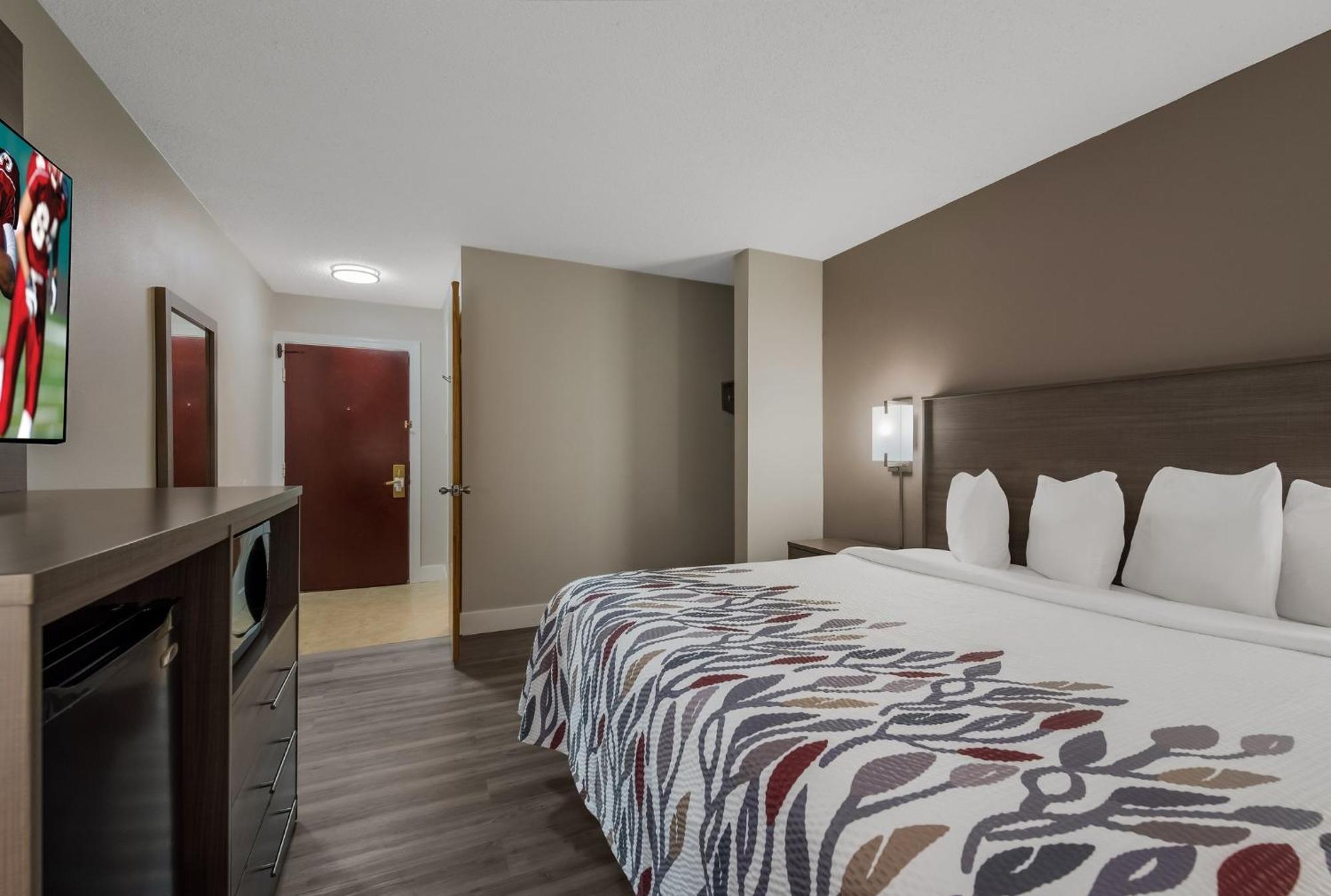 Red Roof Inn & Suites Vineland - Buena Екстер'єр фото